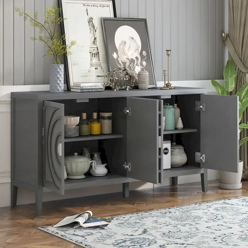 Buffet bas avec poignée de porte en métal