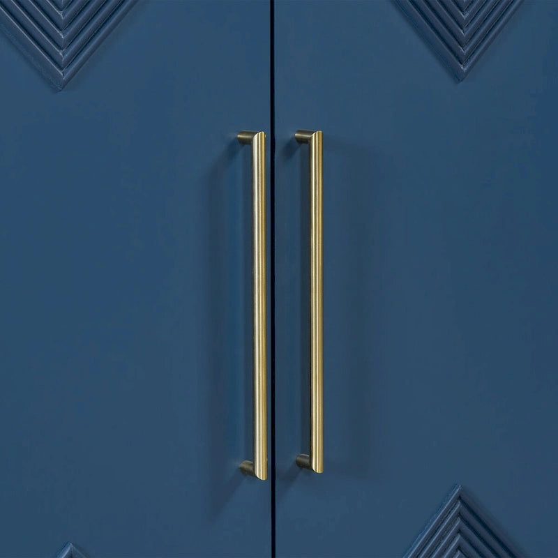 Caractéristiques uniques d'une armoire à quatre portes